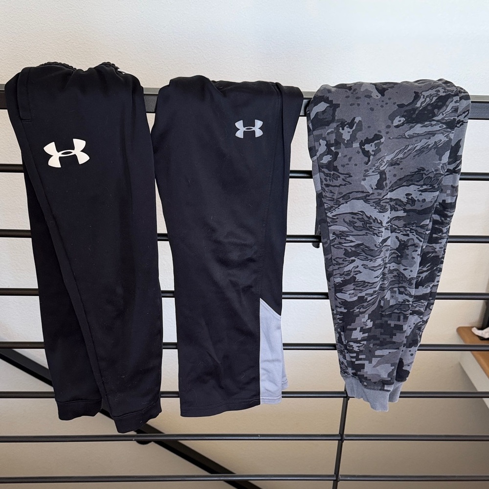 Under Armour Kids Black and Gray Joggers Set